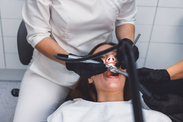 Best Urgent Tooth Repair  in East St Louis, IL